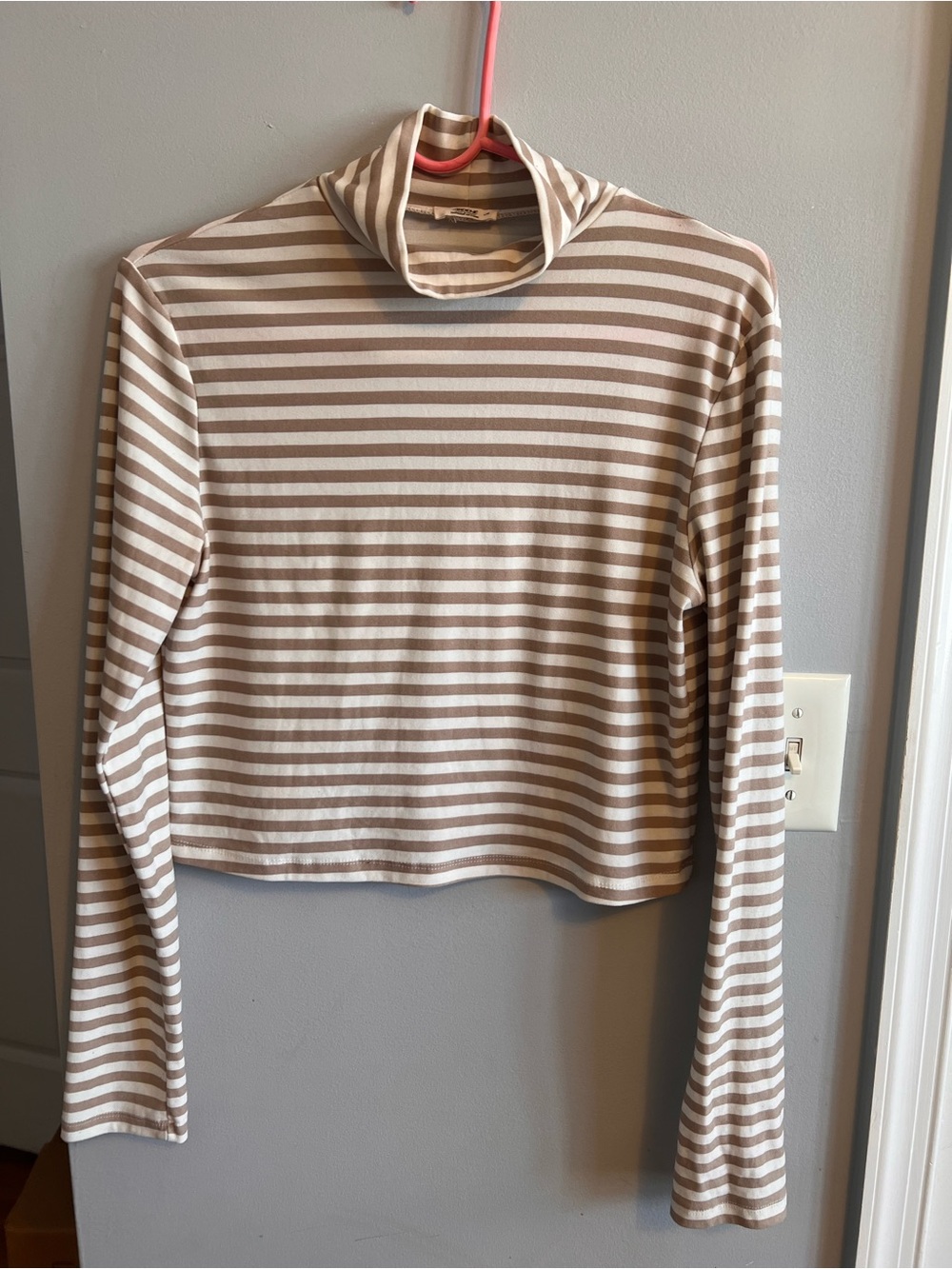 Ardene Striped Long-Sleeve Turtleneck Crop Top - Beige & White